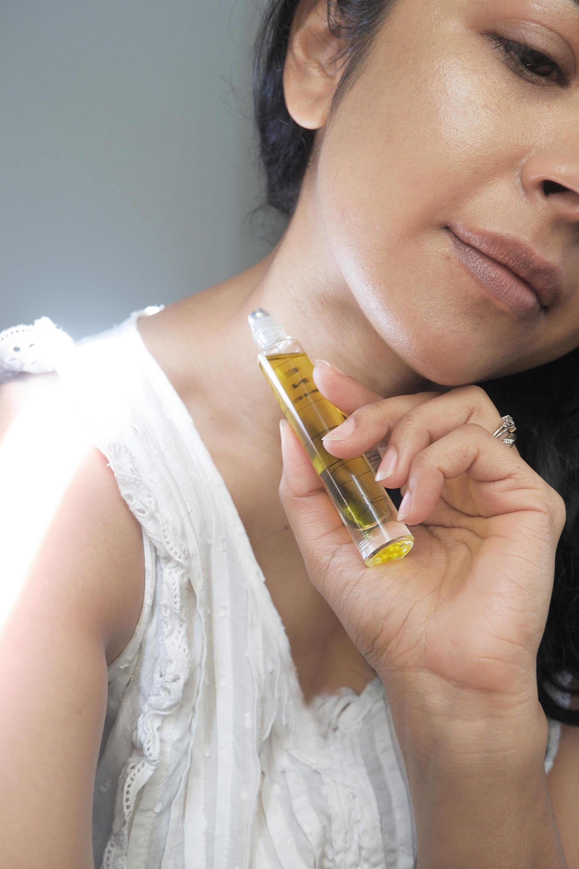 Aware Perfume Oil - For Comfort, Creativity and Meditation